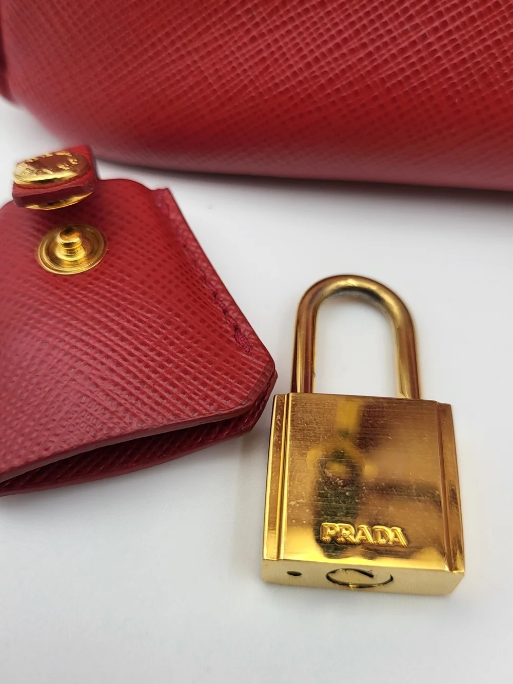 Prada Red Saffiano Parabole Handbag RossoPelle. Authentic w/COA..